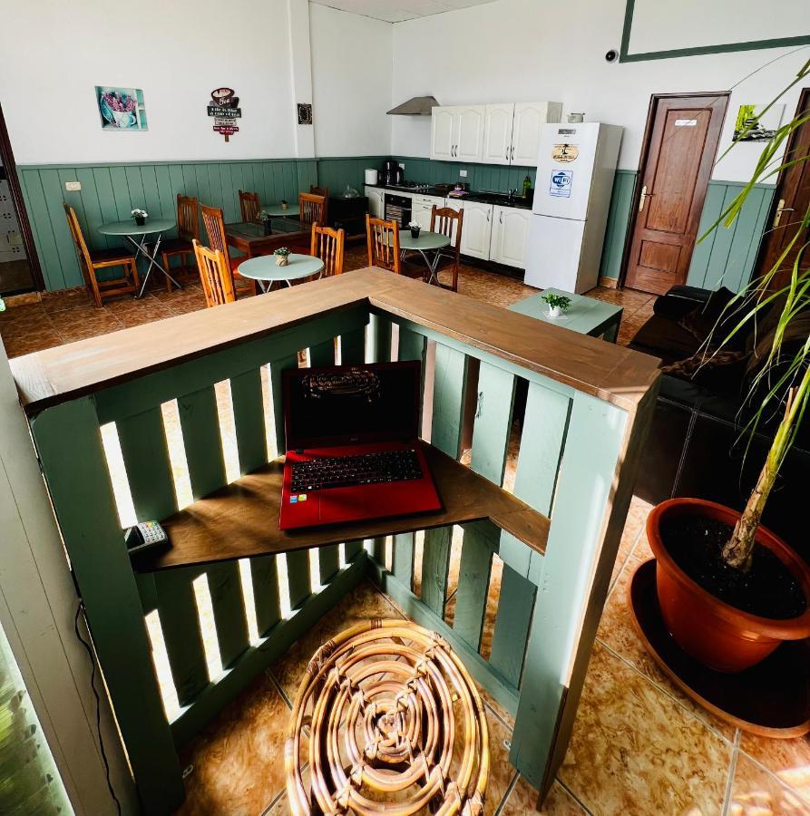 El Jardin De Iris Bed & Breakfast Santa Cruz de Tenerife Bagian luar foto